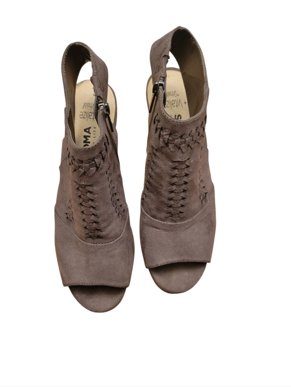 Sonoma Heels - Picture 3 of 6